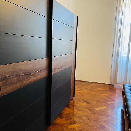 Apartment For Special Getaway Rose PUY Eksteriør bilde