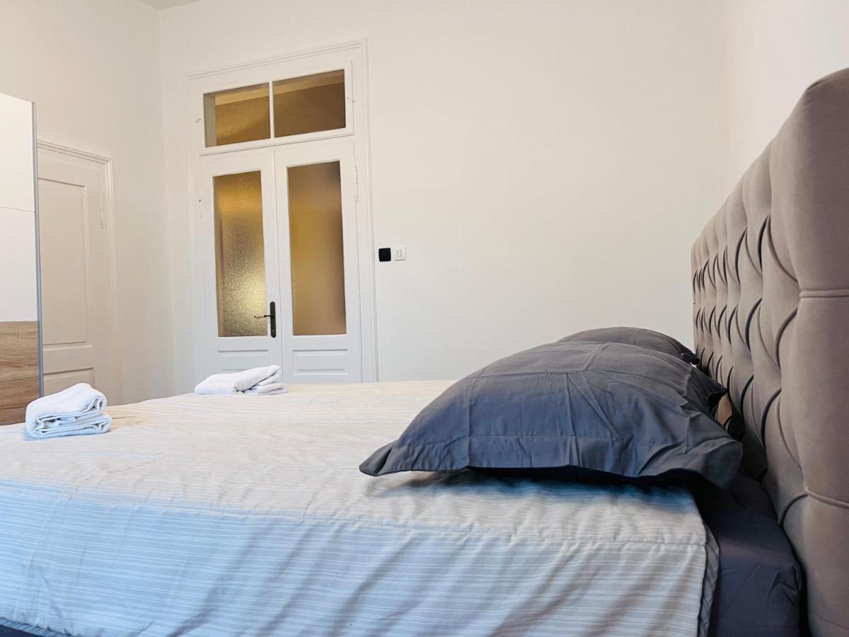 Apartment For Special Getaway Rose PUY Eksteriør bilde